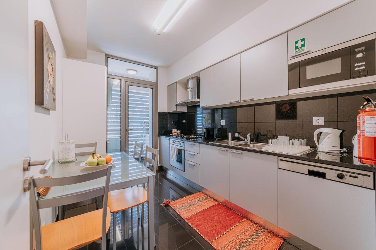 푼샬 Cozy T2 With Ocean View 아파트 외부 사진