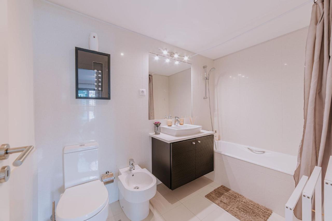 푼샬 Cozy T2 With Ocean View 아파트 외부 사진
